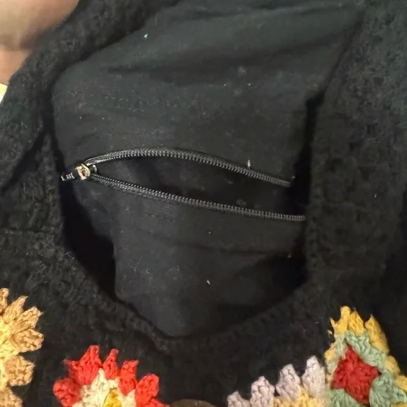 ON HOLD 💕Chasing Unicorns crocheted bag. Gently used, washed and hung to dry. - Picture 4 of 5